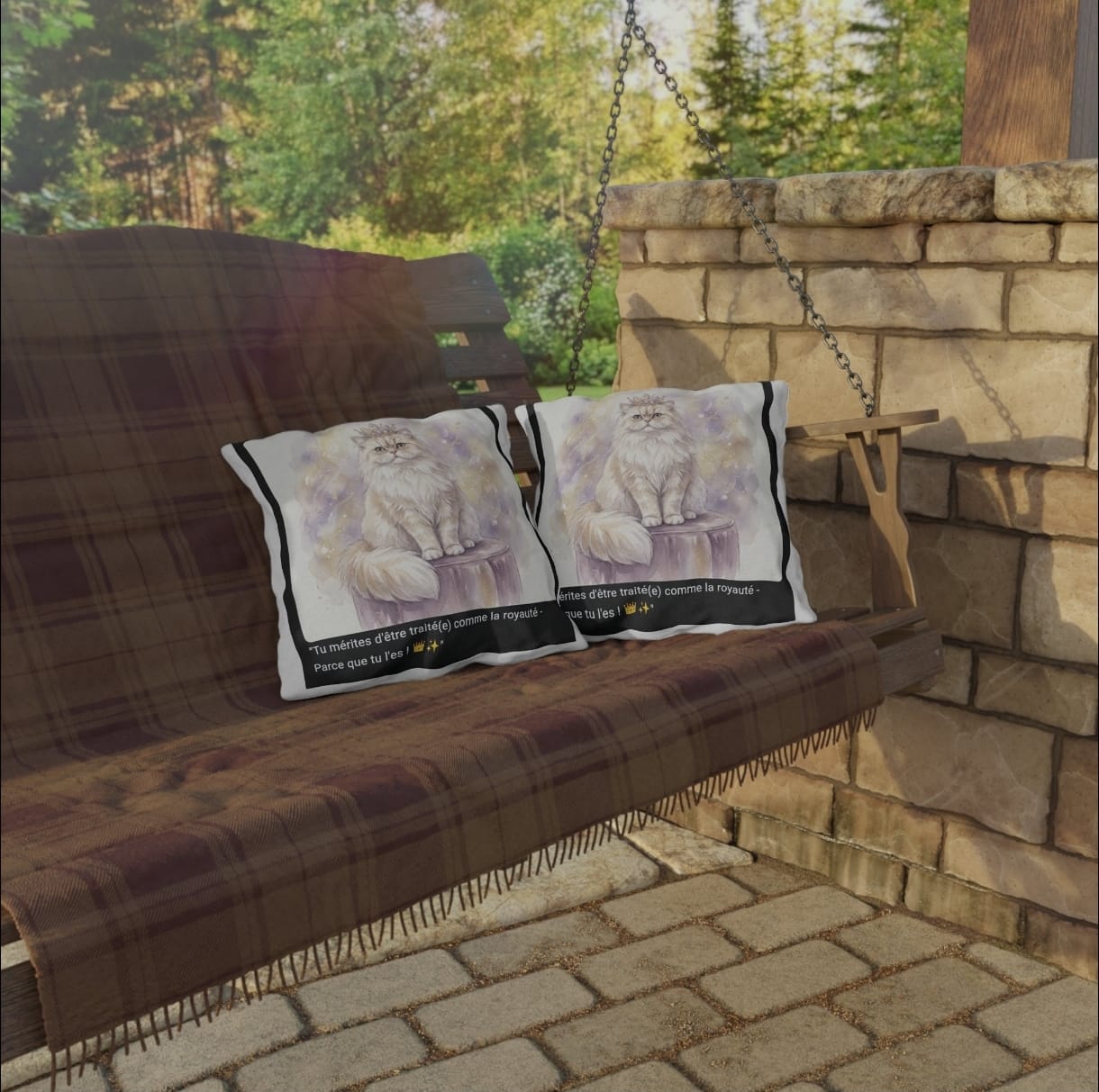 🛋️ COUSSIN CHAT PERSAN COURONNE - Déco Élégante Royale